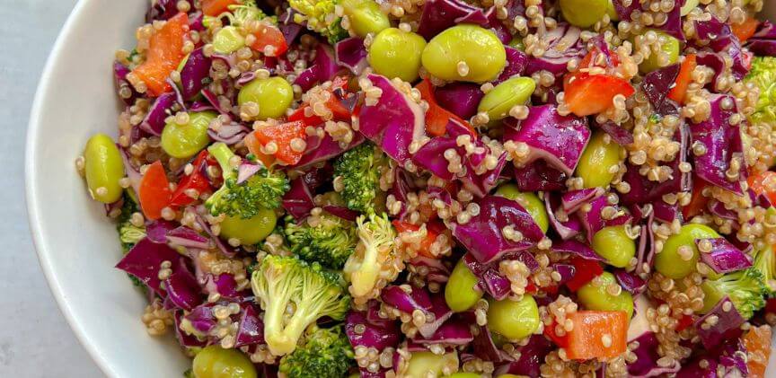 crunchy thai quinoa and veggie salad