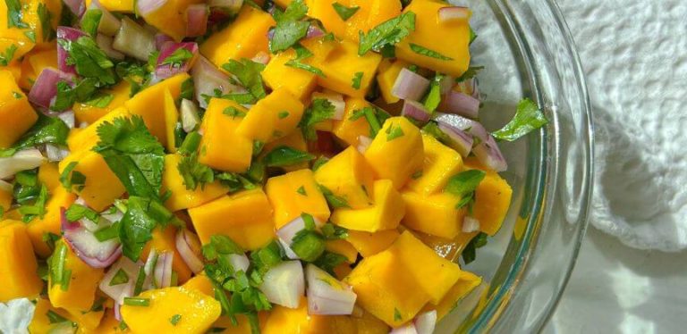 sweet and spicy mango salsa