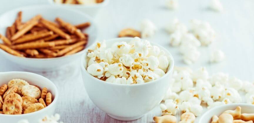 Snacking Done Right: Healthy Snacks to Curb the Cravings