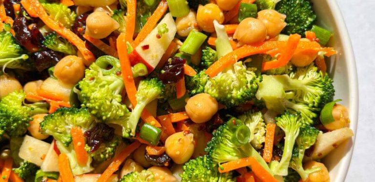 Healthy Broccoli and Chickpea Apple Salad