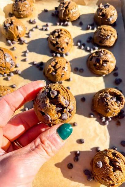 Gingerbread Chocolate Cookie Dough Bites