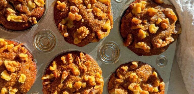 Apple Oatmeal Protein Muffins