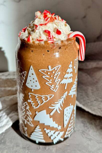 chocolate peppermint protein smoothie