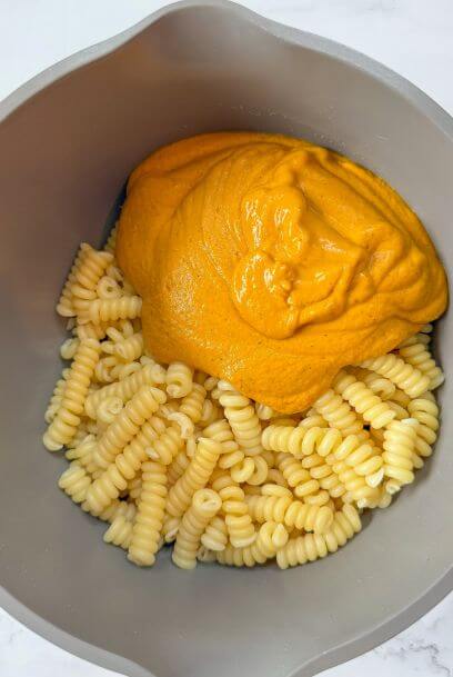 Hidden Veggie Pasta Sauce for Toddlers (Easy + Protein-Packed)