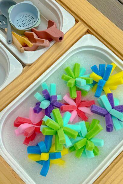 Bubbles and Sponges Sensory Table for Toddlers: Easy 5-Minute Setup