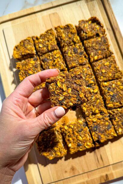 Healthy Toddler Pumpkin Oatmeal Bars (No Added Sugar)