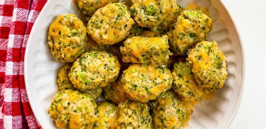 Toddler Cheesy Broccoli Chicken Nuggets