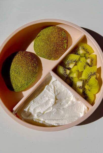 Toddler Spinach Banana Pancakes (Easy Blender Pancakes)