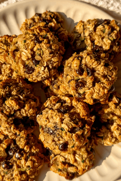 Zucchini Oatmeal Chocolate Chip Cookies easy healthy toddler kid friendly recipe breakfast cookie snack cookie