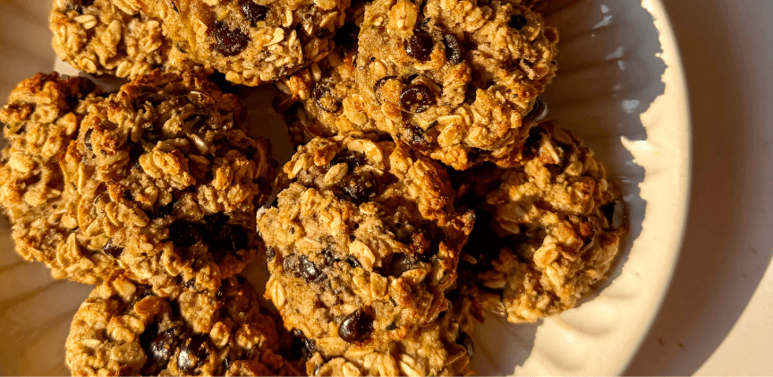 Zucchini Oatmeal Chocolate Chip Cookies easy healthy toddler kid friendly recipe breakfast cookie snack cookie